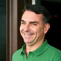 Flávio Bolsonaro pode receber Título de Cidadão de Salvador imagem