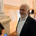 Flávio Bolsonaro não vai aceitar ficar sem palanque na Bahia, diz Wagner imagem