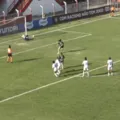 Goleira defende pênalti e Vitória empata no Brasileirão Feminino imagem