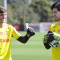 Goleiro do Flamengo é chamado de surpresa para elenco do Brasil na Copa do Mundo imagem