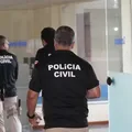 Morador é acusado de mostrar genital para crianças em condomínio na Bahia imagem