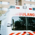 Homem morre após ser atropelado por ambulância imagem