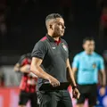 Jair Ventura manda recado ao São Paulo em vitória: "Cabia mais" imagem