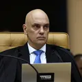 Lei da Dosimetria suspensa amplia pressão por impeachment de Moraes imagem