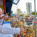 Lula quebra tradição e consegue feito inédito no Carnaval de Salvador imagem