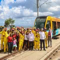Lula e Jerônimo vistoriam obras do VLT de Salvador e autorizam expansão do modal imagem