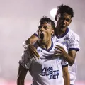 Jogador mais caro da história do Bahia engata sequência de gols imagem