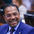 Márcio Marinho recebe uma das maiores honrarias da Bahia imagem
