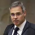 Mendonça cita "influência" e manda Vorcaro para Brasília imagem