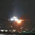 Motor de avião com 280 pessoas explode após decolagem; veja vídeo imagem