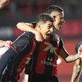 Novamente decisivo no Vitória, Renê revela meta de gols para temporada imagem