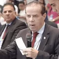 Pastor deseja câncer a integrantes de escola que homenageou Lula imagem