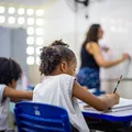 Professores de Camaçari terão até 10% de aumento nos salários imagem