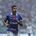 Remo nada de braçada e naufraga o Bahia em noite chuvosa na Fonte Nova imagem