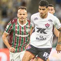 Renê critica gol sofrido no fim, mas ressalta: "Agradecer pelo ponto" imagem