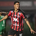 Renê tem melhor início de centroavantes do Vitória desde 2018 imagem