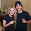 Registro de Marcelo Sangalo com Shakira agita internet imagem