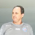 Saiba por que Ceni não viajou com o Bahia para jogo contra o Coritiba imagem