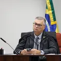 STF julga suspensão de supersalários no serviço público imagem