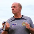 Técnico da Juazeirense é hospitalizado às pressas após jogo da Série D imagem