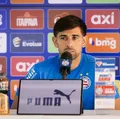 Versátil? Acevedo responde sobre voltar a jogar como lateral imagem