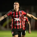 Vitória terá retornos de Baralhas e Renato Kayzer contra o Ceará imagem