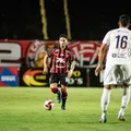 Vitória vence Bahia de Feira por 1 a 0 e ganha tranquilidade no Baiano imagem