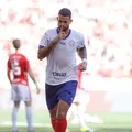 Willian José desabafa após críticas: “Quando perde, você é uma m*rda” imagem