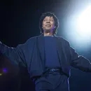 Djavan 50 anos de carreira: Show em Salvador tem choro, romance e Arena lotada