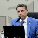 Flávio Bolsonaro planeja duas visitas à Bahia em junho