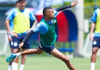 Ademir evolui em recuperação de contusão antes de jogo do Bahia imagem