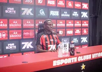 Anderson Pato revela ofertas de outros clubes e "resenha" com Marinho