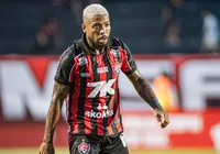 ASSISTA: Marinho promete cobrar pênalti com técnica inusitada imagem
