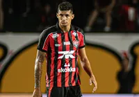 Baixa! Vitória marca cirurgia de Camutanga e detalha prazo de retorno