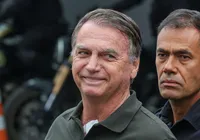 Médicos atualizam estado de saúde de Bolsonaro