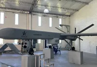 Brasil desenvolve drone militar de 4 metros capaz de carregar 150 kg de equipamentos imagem