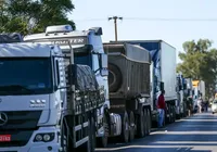 Caminhoneiros, governo e refinarias: o que cada um diz da greve imagem