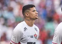 Camutanga passa por cirurgia após fratura; especialista explica lesão e recuperação