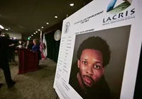 Cantor é acusado de esfaquear e esquartejar jovem de 14 anos imagem