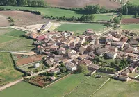 Casa grátis e emprego garantido: vila europeia oferece benefícios para brasileiros se mudarem imagem