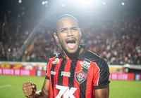 Citado por Jair Ventura em coletiva, jovem da base deixa o Vitória imagem