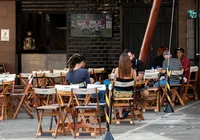 Clientes podem ganhar direito a água gratuita em restaurantes e bares imagem