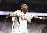 Com dois gols de Vini Jr, Real Madrid vence e adia título do Barcelona
