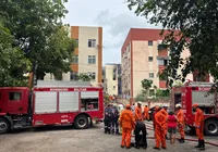 Confira fotos e vídeos do incêndio que destruiu prédio em Salvador imagem