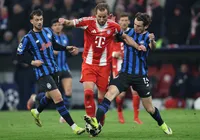 Craques, passes e o coletivo no futebol moderno