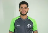 Da obra ao gramado: ex-Vitória reforça Feira FC após quase virar pedreiro imagem
