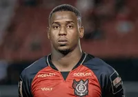 Dudu desfalca o Vitória e pode fazer cirurgia na coluna perto do BaVi imagem