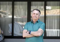 Em domiciliar, Bolsonaro pede que irmão de Michelle atue como cuidador