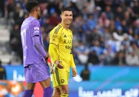 Em meio à ataques do Irã, jato de Cristiano Ronaldo deixa a Arábia imagem