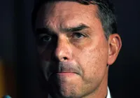 Flávio Bolsonaro busca apoio do mercado após crise do Banco Master